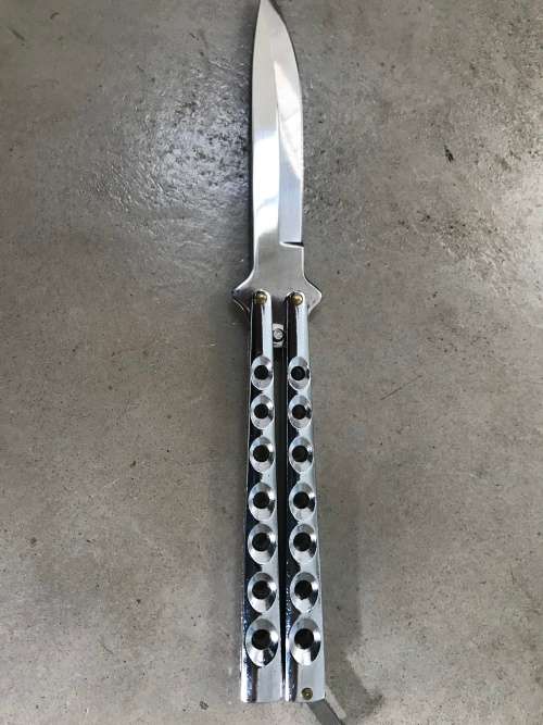 Kung Fu Butterfly knife and throwing star